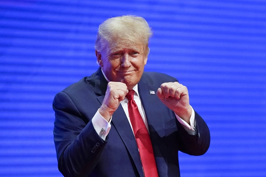 Trump despidió a Comey en 2017 y pidió que lo arrestaran por traición. Foto Ap