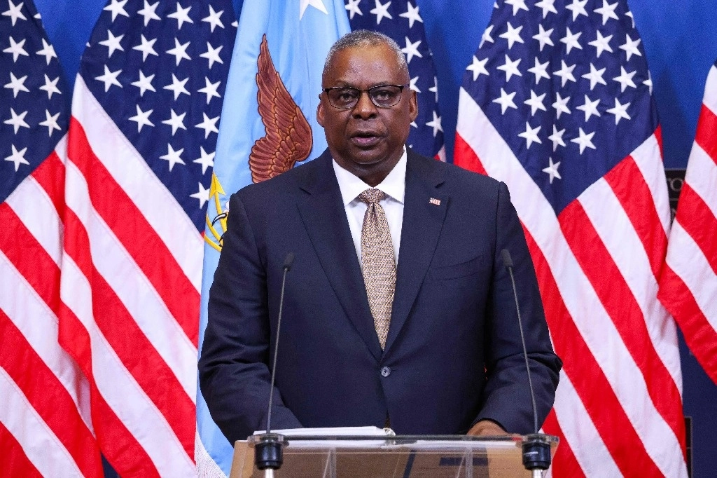 El secretario de Defensa estadunidense, Lloyd Austin, durante una conferencia de prensa. Foto Afp / Archivo