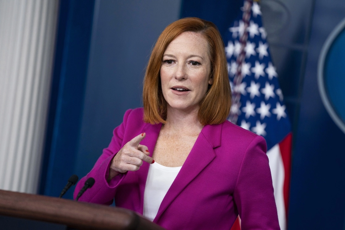 Estados Unidos tiene suficientes vacunas para continuar distribuyendo en el extranjero y al mismo tiempo garantizar que todos los estadunidenses reciban las dosis que necesitan, dijo la secretaria de prensa de la Casa Blanca, Jen Psaki, el 4 de agosto de 2021. Foto Ap 