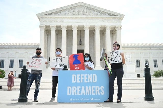 Estados Unidos no admitirá nuevas solicitudes de protección migratoria para jóvenes que llegaron de manera ilegal. Foto Afp 