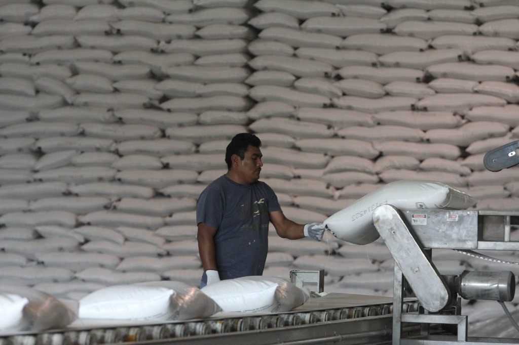 US cuts forecast for Mexican sugar imports