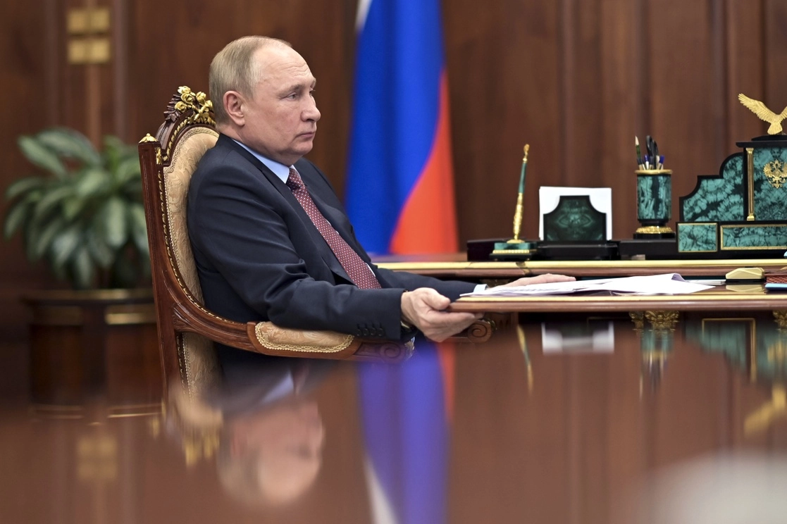 El presidente ruso Vladimir Putin, hoy durante una reunión en el Kremlin. Foto Ap