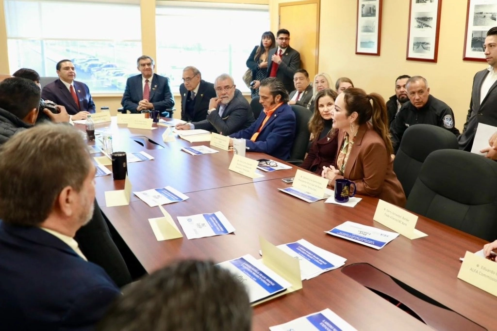 El gobernador de Tamaulipas, Américo Villarreal y autoridades de EU presentarán una reforma a la ley de puentes internacionales. Foto La Jornada 