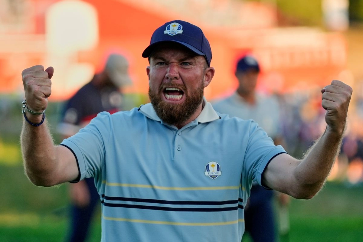 El mandatario republicano trató de reactivar a un Team USA en problemas tras verse 3-1 abajo en la sesión matinal en el campo de Bethpage Black, en Farmingdale. Foto
