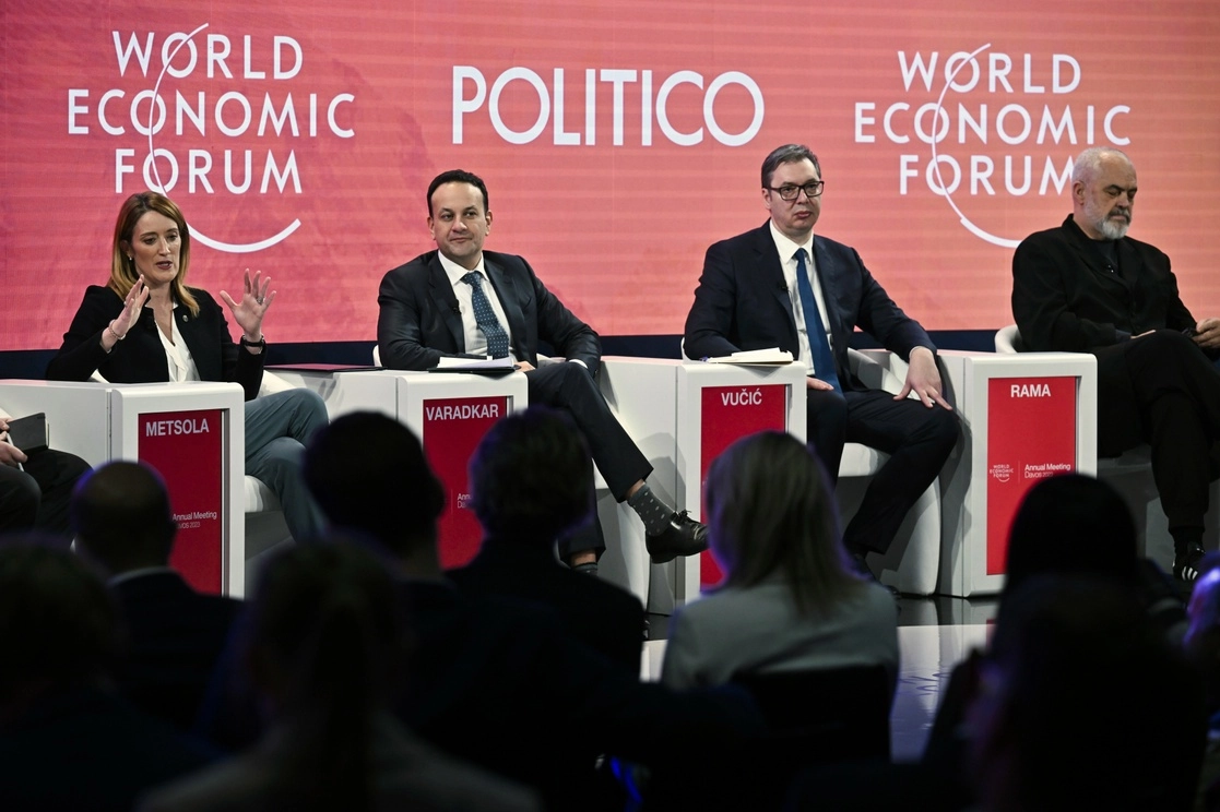 Participantes en el Foro económico mundial en Davos. Foto Ap