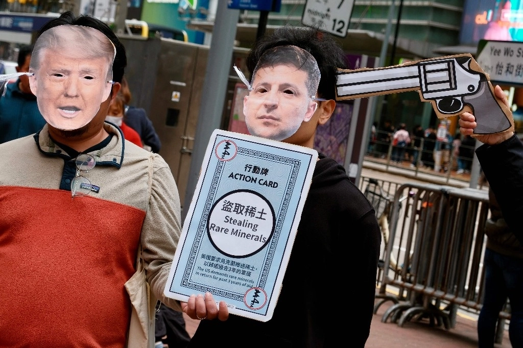 La “ amenaza de bomba creíble”, fue enviada por una cuenta que decía representar a Enrique Tarrio, ex líder de los Proud Boys, afirmaron funcionarios. Foto Afp