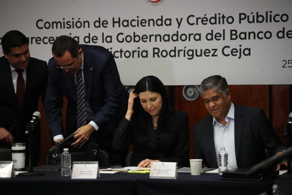La gobernadora del Banco de México, Victoria Rodríguez, durante la reunión de la Comisión de Hacienda, en la Cámara de Senadores, el 25 de abril de 2023. Foto Yazmín Ortega Cortés