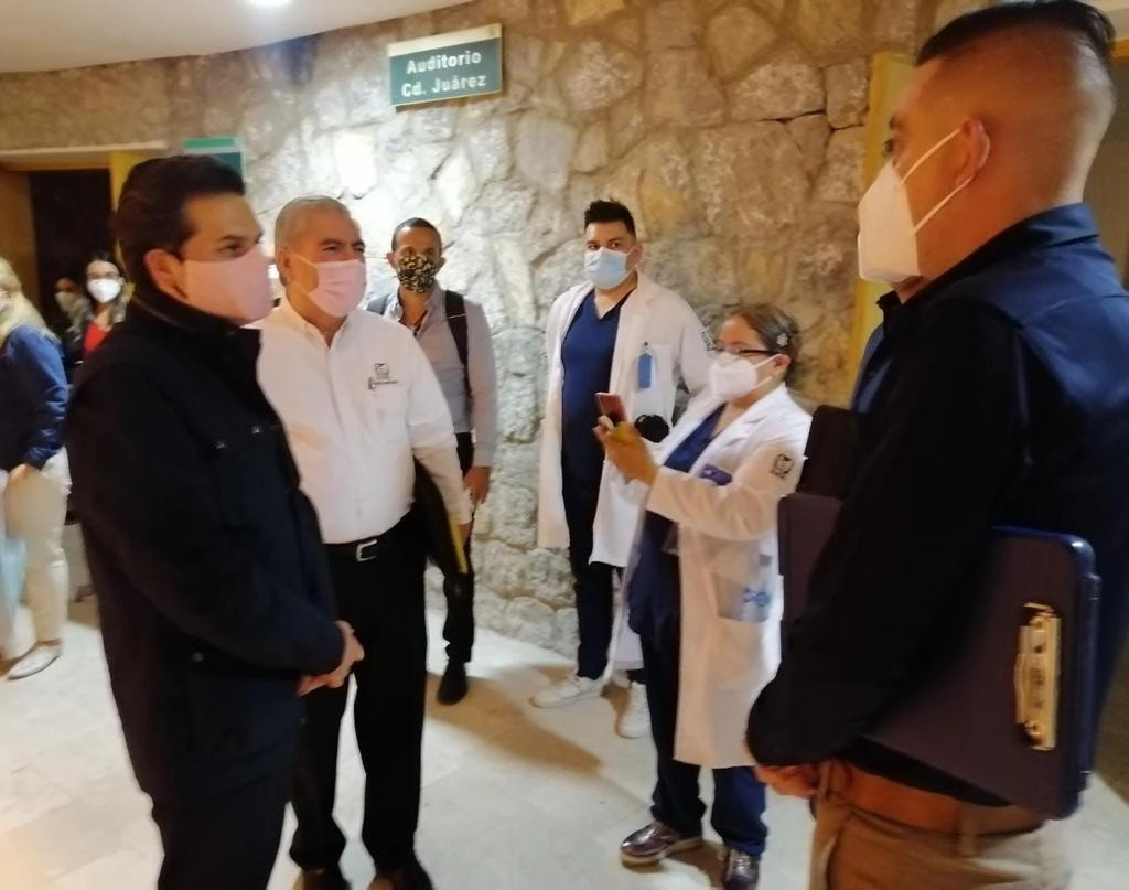 Zoé Robledo en el Hospital General de Zona (HGZ) No. 66, en Ciudad Juárez, Chihuahua. Foto La Jornada 