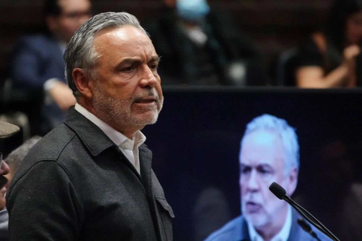 La evasión fiscal a través de las empresas ‘factureras’ ha provocado en la economía de México un daño “inmensamente grande y peligroso”, señaló el diputado morenista Alfonso Ramírez Cuellar. Imagen del 26 de marzo de 2025. Foto 