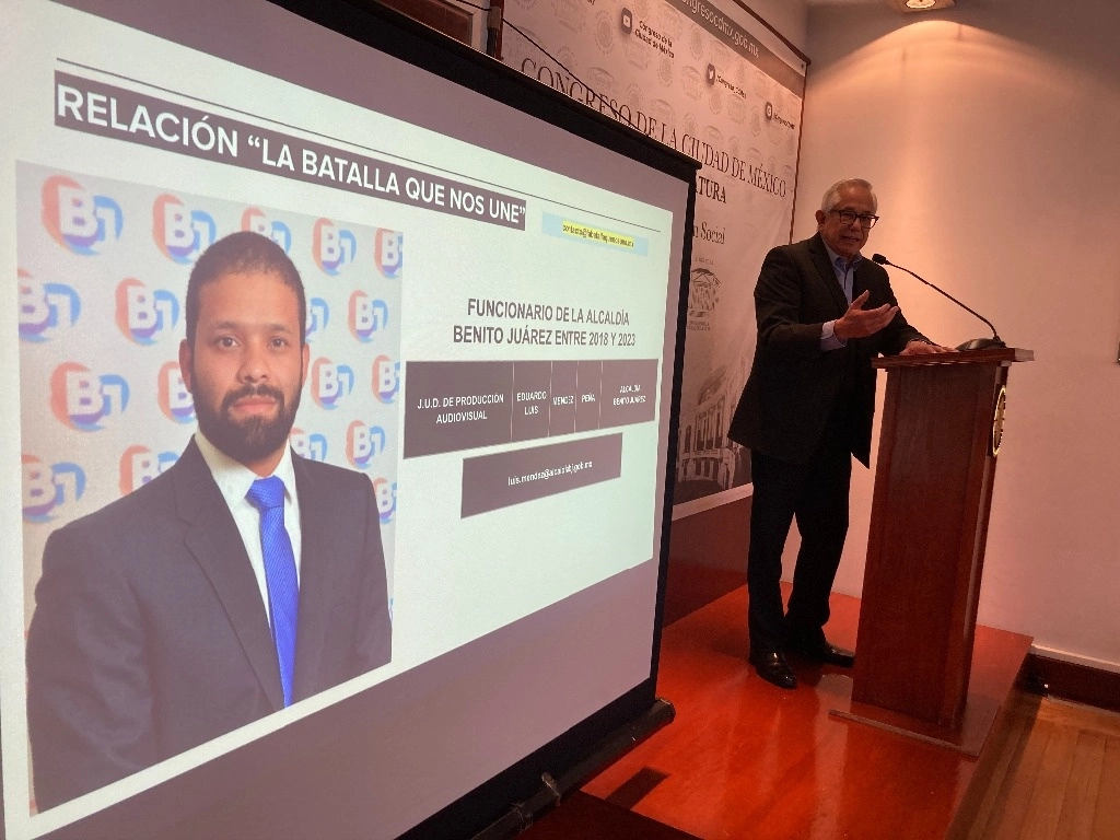 Decenas de video que circulan en Facebook contra la 4T, son producciones de un ex funcionario de la alcaldía Benito Juárez. Foto La Jornada