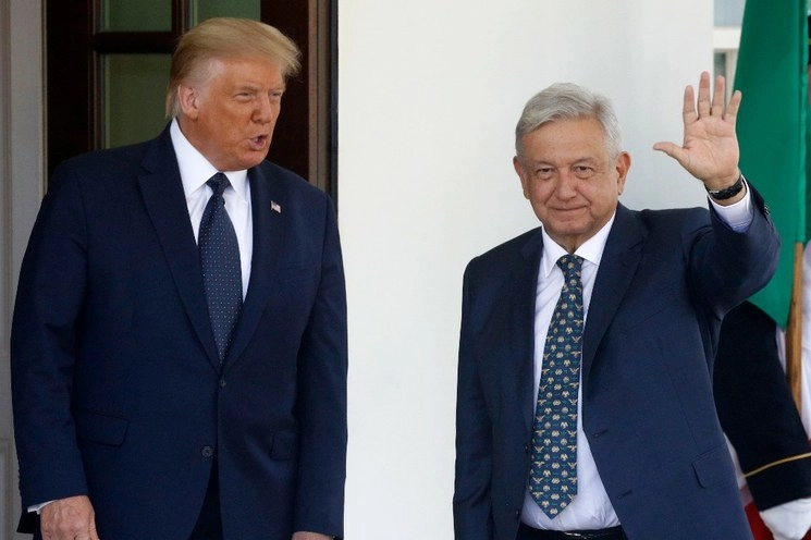 Imagen de la visita de López Obrador a Estados Unidos, incluida en el promocional del republicano que busca la relección presidencial. 