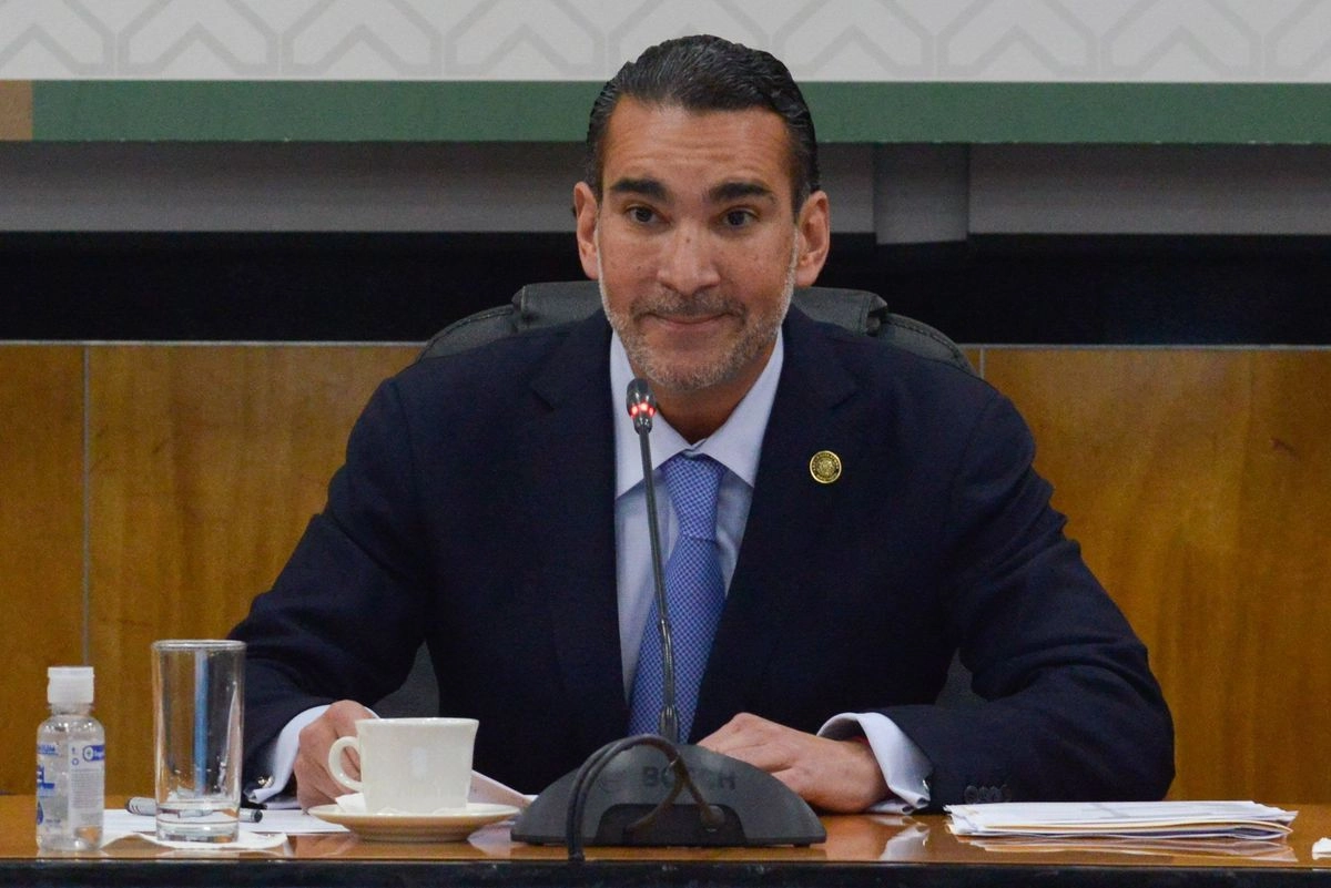 En días recientes, el senador pevemista Luis Melgar, aplaudió la posibilidad de romper con Morena, y dijo que uno de los motivos es que el partido guinda ha permitido tener entre sus filas a “ratas”. Foto