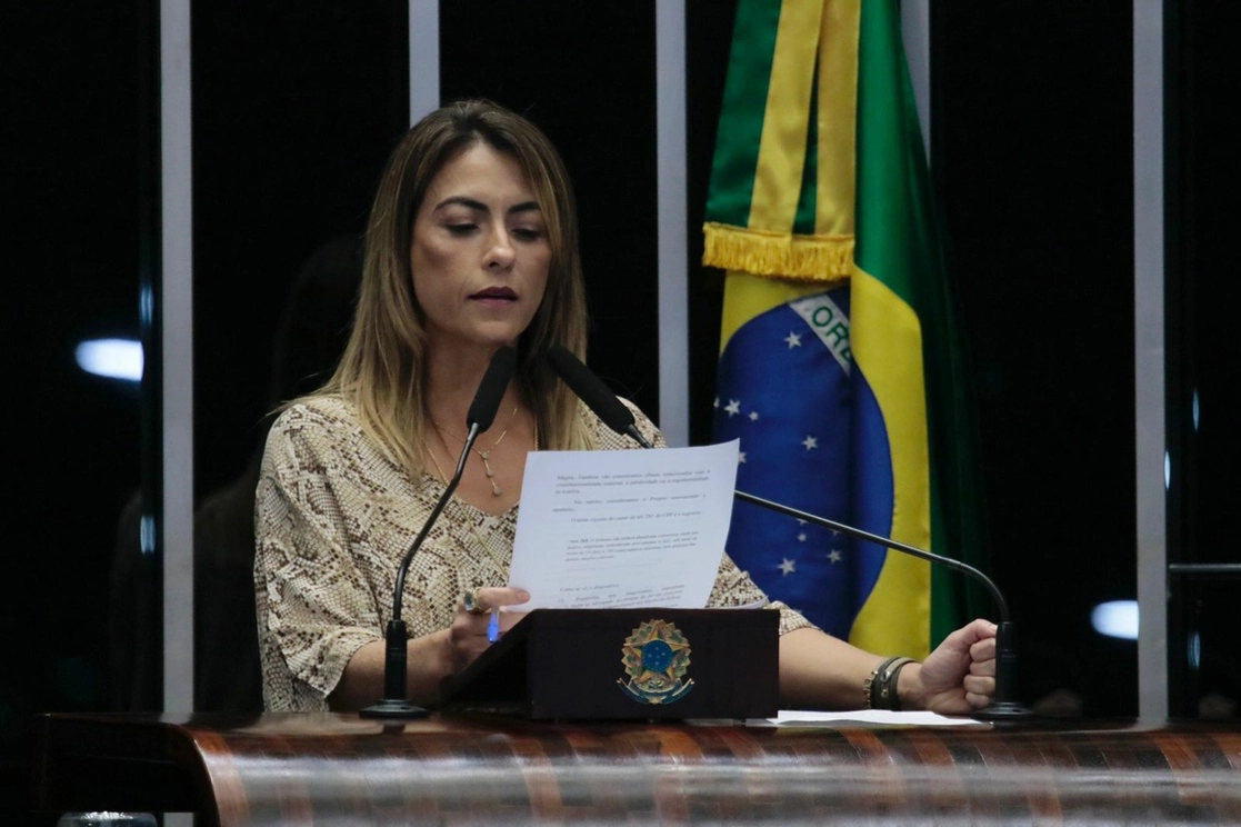 Soraya Thronick buscará la presidencia en Brasil; su compañero de fórmula, Marcos Cintra, es ex funcionario de Jair Bolsonaro. Foto Tomada del FB Soraya Thronicke 
