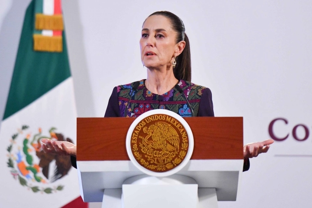 Claudia Sheinbaum, presidenta de México, durante la Mañanera del Pueblo en Palacio Nacional, el 17 de octubre de 2024. Foto Cuartoscuro