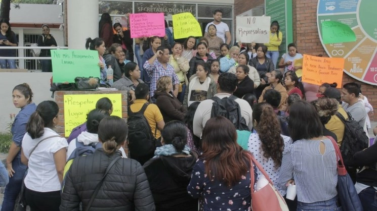 Los inconformes también tomaron las oficinas centrales de la Secretaría de Salud. Foto 'La Jornada'