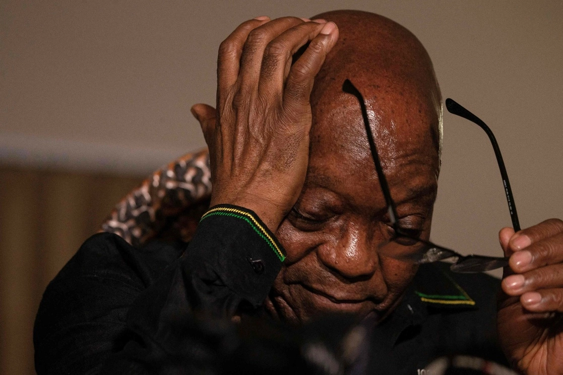 El ex presidente sudafricano, Jacob Zuma, permanece hospitalizado desde el seis de agosto. Foto Afp