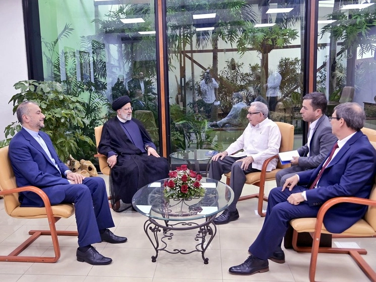 El General de Ejército, Raúl Castro Ruz, líder de la Revolución cubana, recibió también este jueves al Presidente iraní Ayatollah Seyed Ebrahim Raisi. Foto Presidencia Cuba