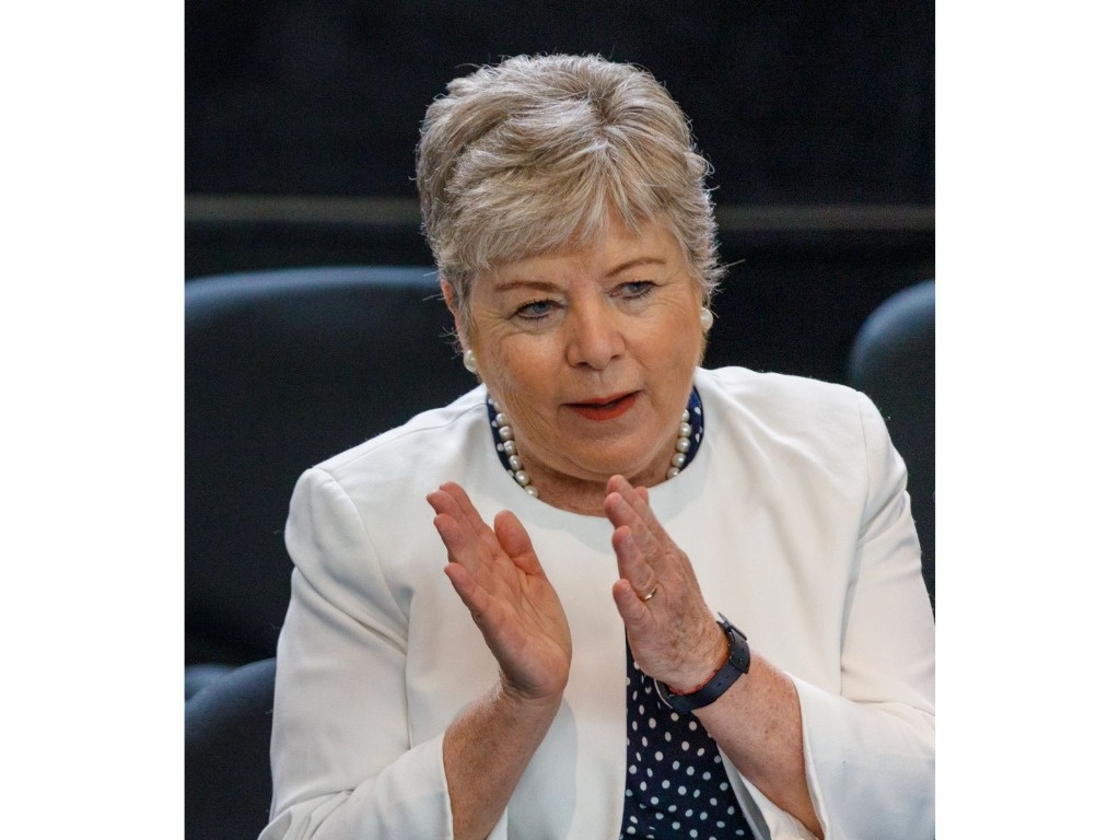 Bárcena urges Celac to support complaint before ICJ for assault on embassy