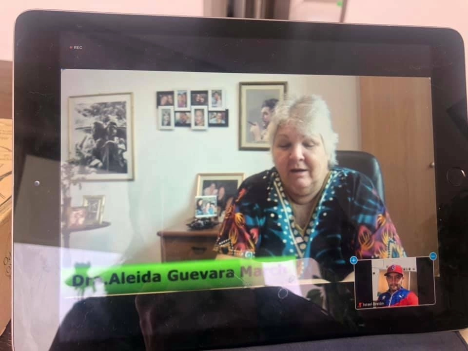 Aleida Guevara, hija de Ernesto Che Guevara, participó del encuentro. Foto @_mmsc