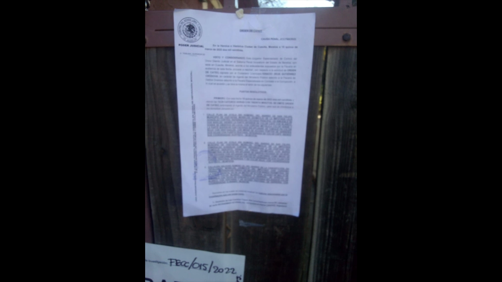 Acusan a elementos de la fiscalía de Morelos de allanar una vivienda y una escuela de forma violenta. Foto La Jornada