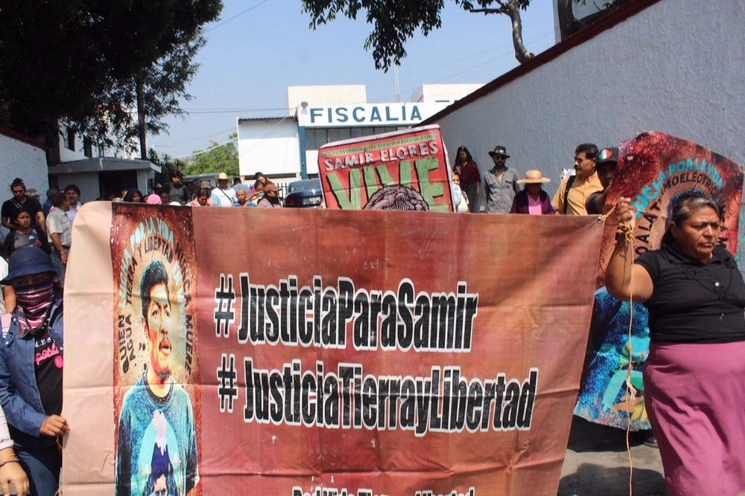 Marchan en Morelos a 11 meses del asesinato del activista Samir Flores. Foto Rubicela Morelos 