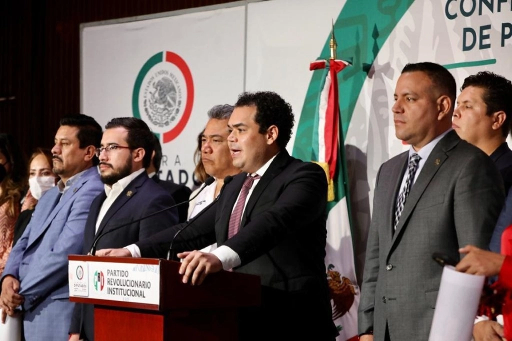 Pablo Ángulo, presidente de la Comisión de la Auditoría Superior de la Federación de la Cámara de Diputados, durante una conferencia de prensa. Foto Cuartoscuro / archivo 