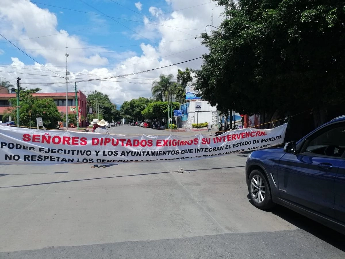 Jubilados del SAPAC durante la protesta. Foto 