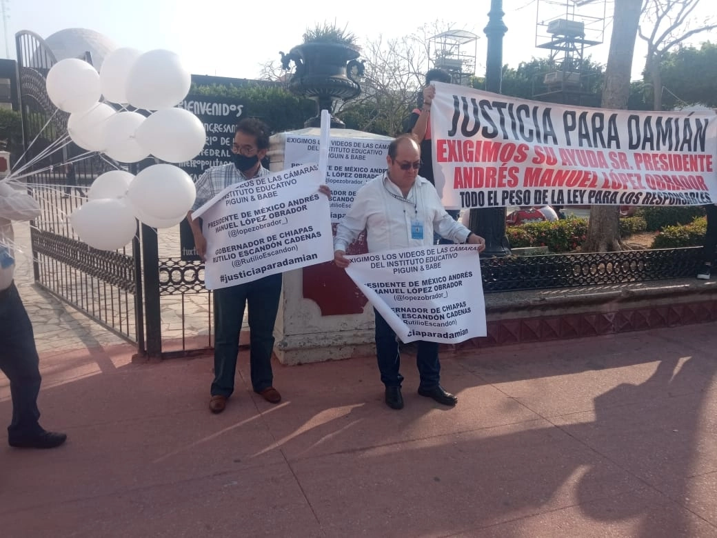 Familiares del menor exigen que las autoridades agilicen las investigaciones. Foto La Jornada