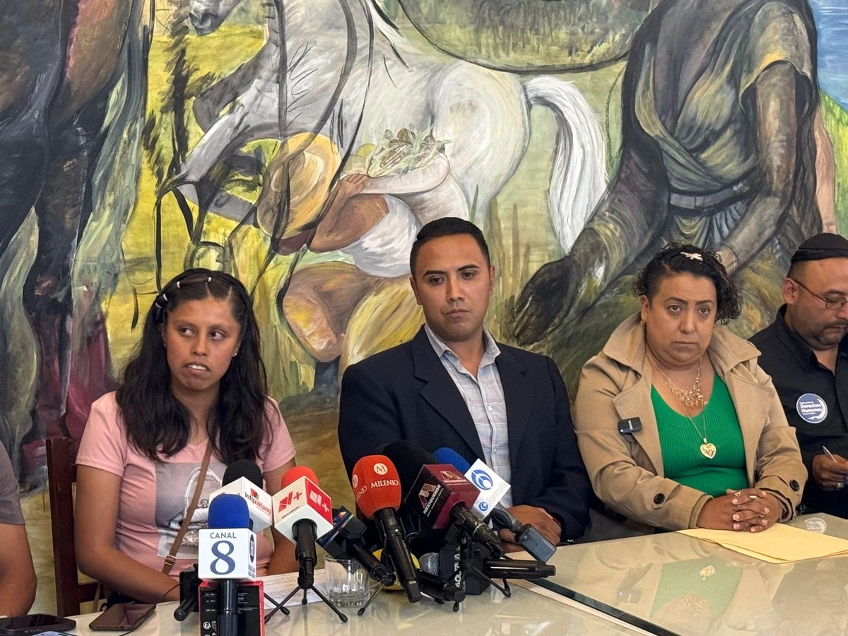 Noemí madre del niño Fernando quien fue hallado sin vida el pasado 4 de agosto, encabezó una rueda de prensa. Foto