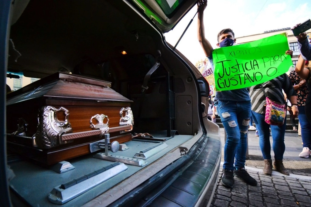 Este es el ataúd de Gustavo Ortiz Hernández. Foto Cuartoscuro 