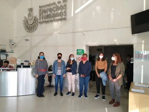 Las periodistas ratificaron una queja ante la Procuraduría de los Derechos Humanos del Estado de Guanajuato sobre las agresiones que sufrieron  durante una manifestación feminista el 22 de agosto de 2020. Foto Carlos García