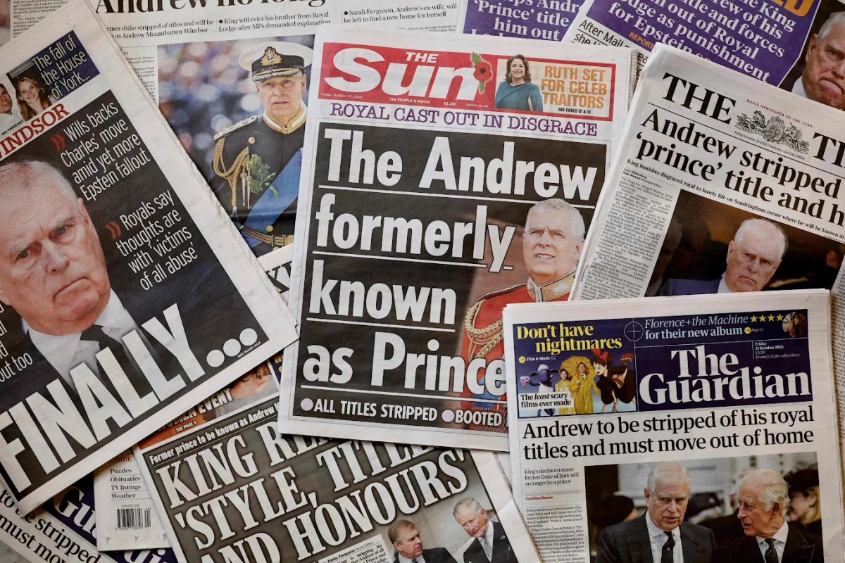 Portadas de los principales diarios británicos destacan el caso del príncipe Andrés. Foto 