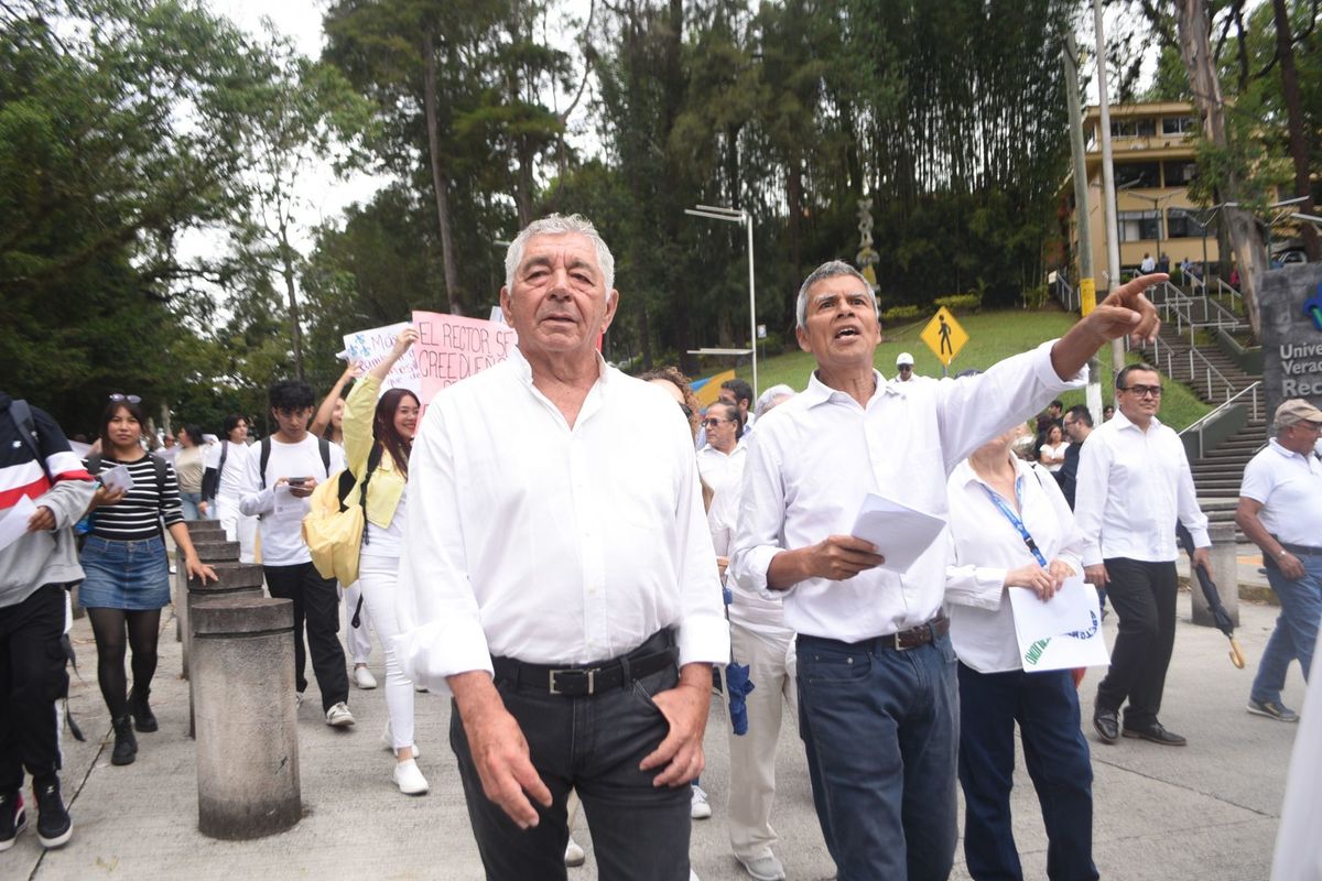Exigen salida de la Junta de Gobierno de la UV por incurrir en irregularidades