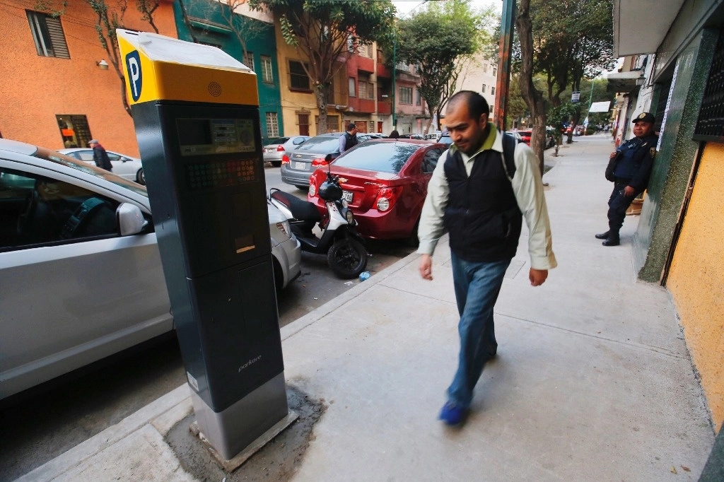 La titular de la alcaldía Cuauhtémoc se ha negado a entregar los recursos recibidos del Programa de Parquímetros que corresponden a ingresos de febrero de 2020 a febrero de 2022, señala el representante de los vecinos. Foto Víctor Camacho / Archivo
