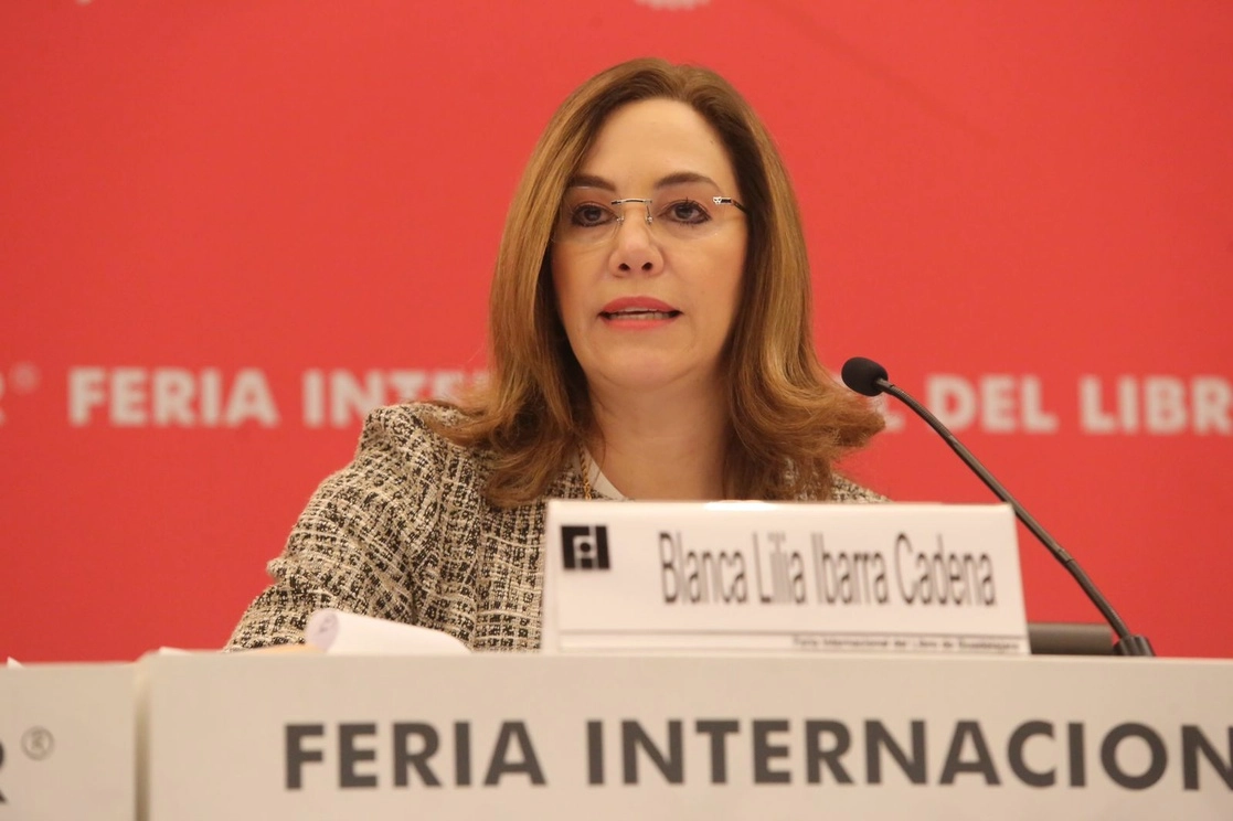 Blanca Lilia Ibarra, comisionada presidenta del INAI impartió la conferencia "La información, poderoso aliado contra la violencia de género" en la FIl de Guadalajara. Foto Tomada del Twitter @bl_ibarra
