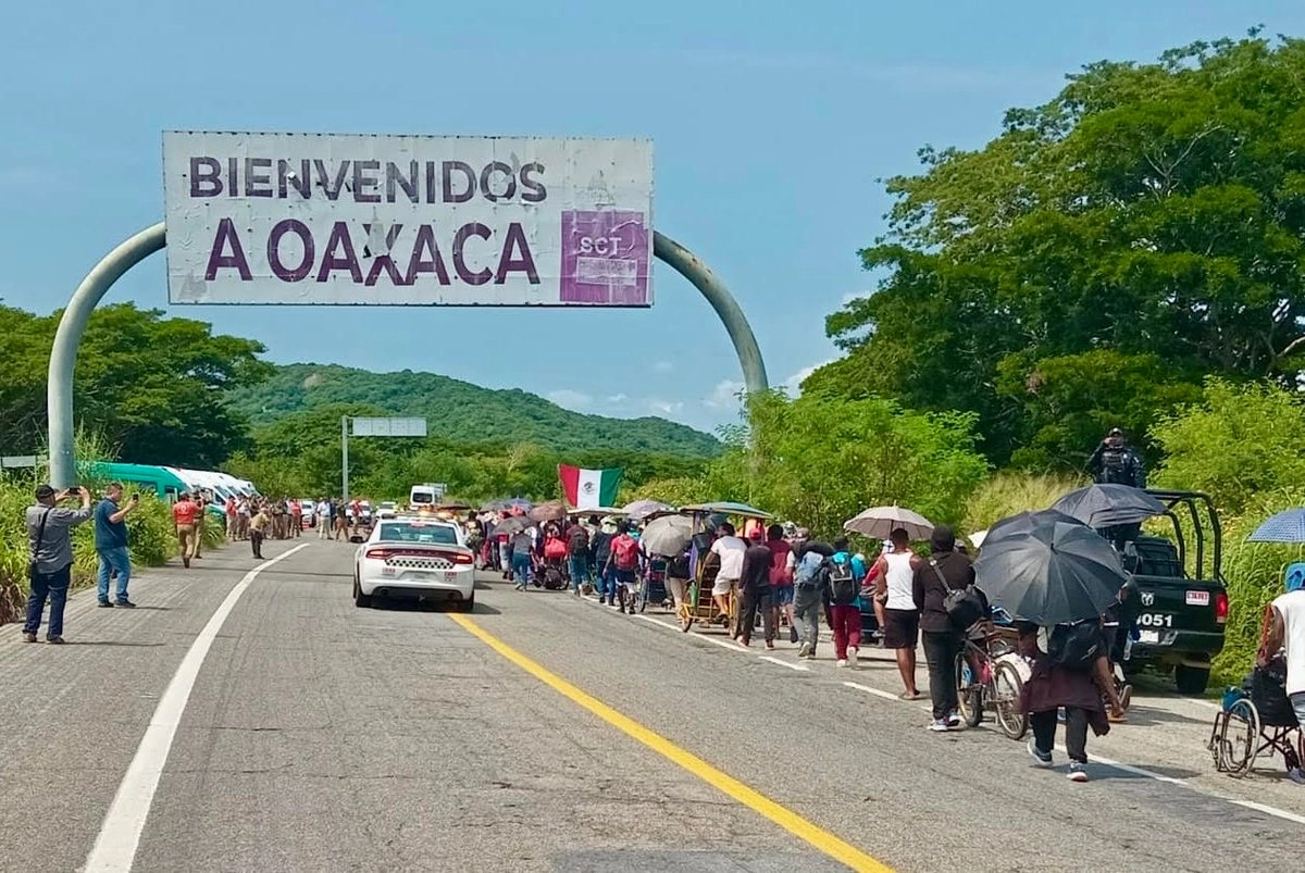 Los extranjeros cumplieron 18 días de caminatas extenuantes-desde que partieron de Tapachula bajo las altas temperaturas superiores a 30 grados característicos de la región y por momentos bajo las intensas lluvias de la temporada. 

