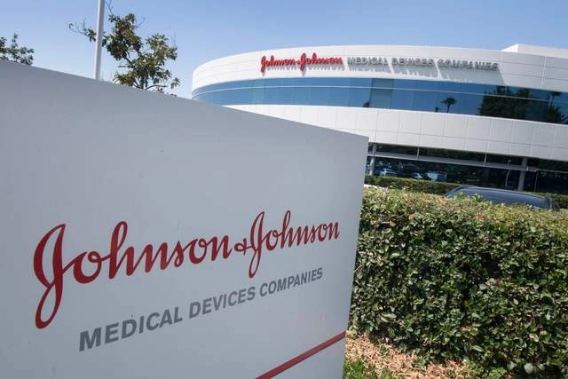 En días previos, la FDA publicó que la vacuna desarrollada por Johnson & Johnson es eficaz en la prevención del Covid-19 y sus variantes. Foto Afp