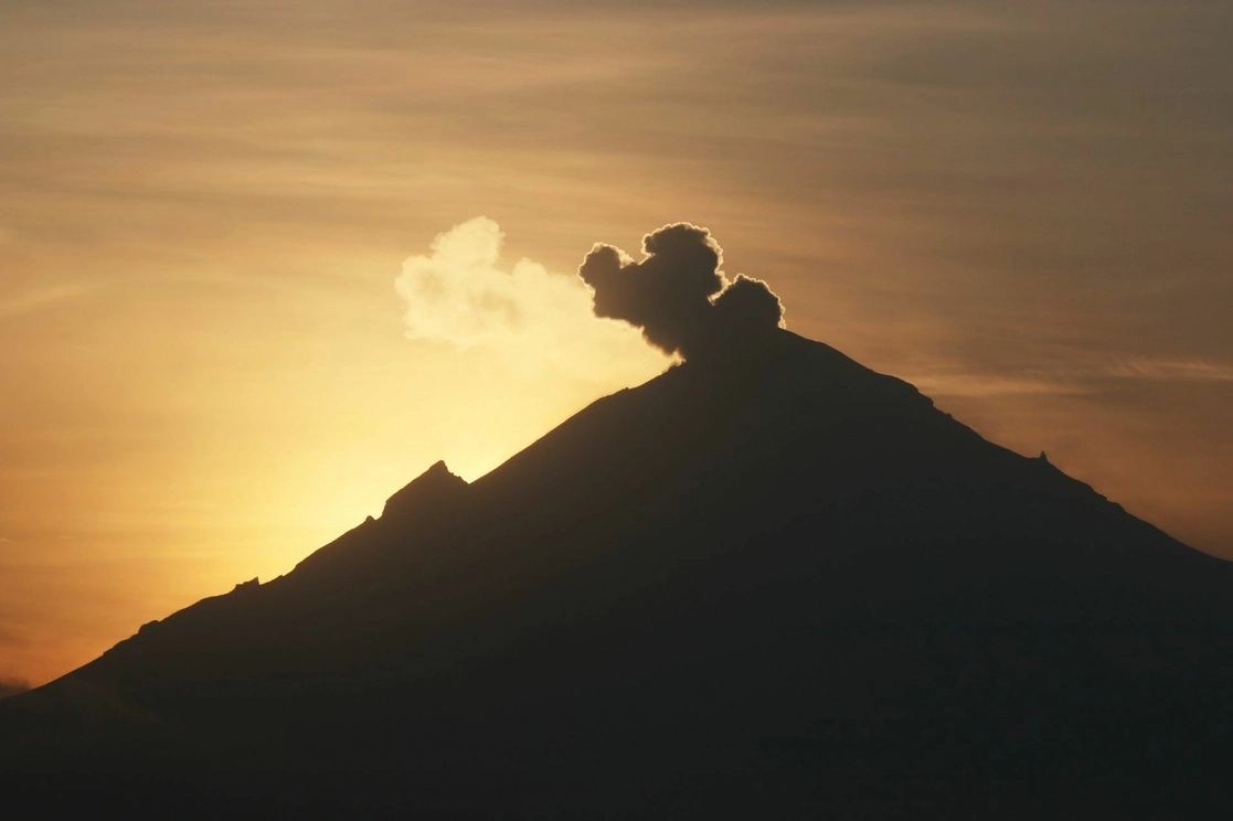 Imagen del volcán Popocatépetl, el 2 de octubre de 2022. Foto Cuartoscuro
