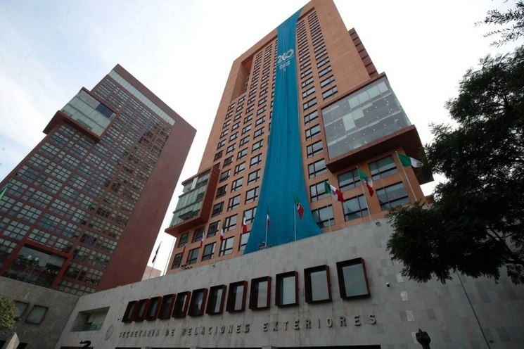 Fachada del edificio de la Secretaría de Relaciones Exteriores en la Ciudad de México. Foto Cristina Rodríguez / Archivo