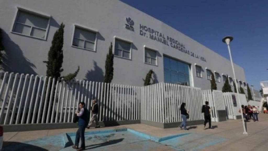 Al poblado acudieron diferentes corporaciones policíacas y de protección civil, quienes ordenaron la suspensión de clases en las escuelas primaria y secundaria en el poblado. Foto Issste.online/
