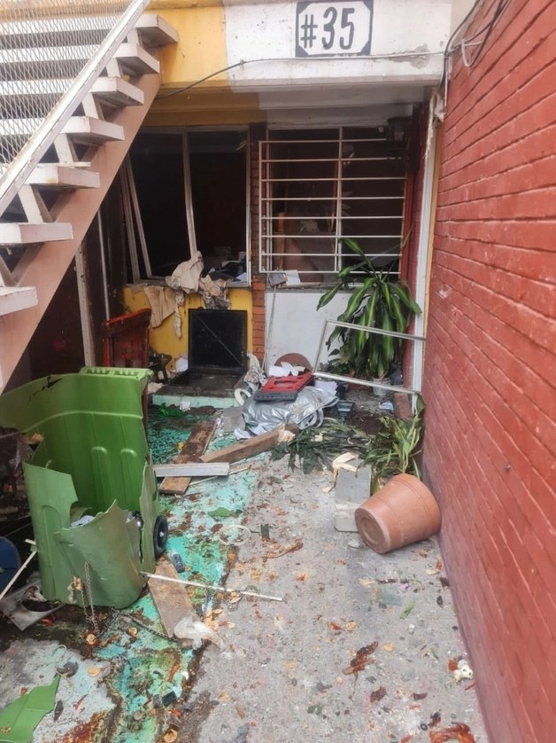 Una explosión por acumulación de gas LP se registró en una vivienda ubicada en la colonia Valle de Aragón Segunda Sección. Foto La Jornada