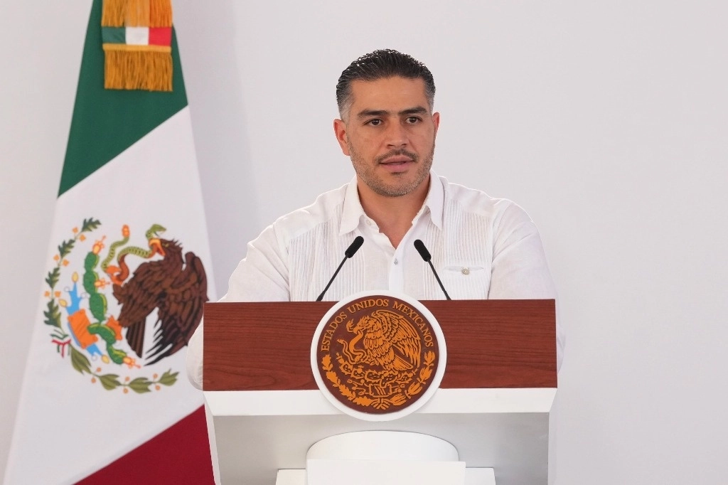 El titular de Seguridad Pública y Protección Ciudadana, en la conferencia presidencial de ayer en Los Cabos. Foto 'La Jornada'