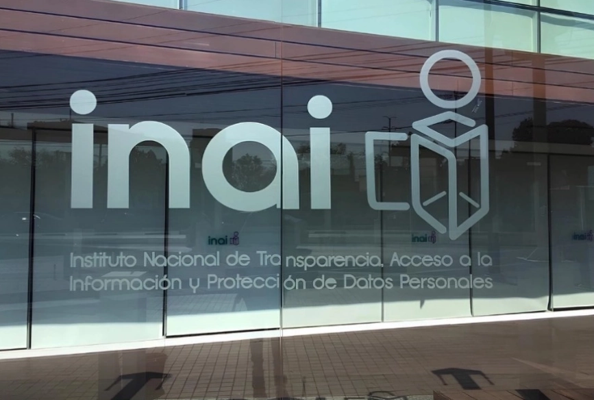 Exterior de la sede del INAI en la CDMX. Foto Cristina Rodríguez / Archivo
