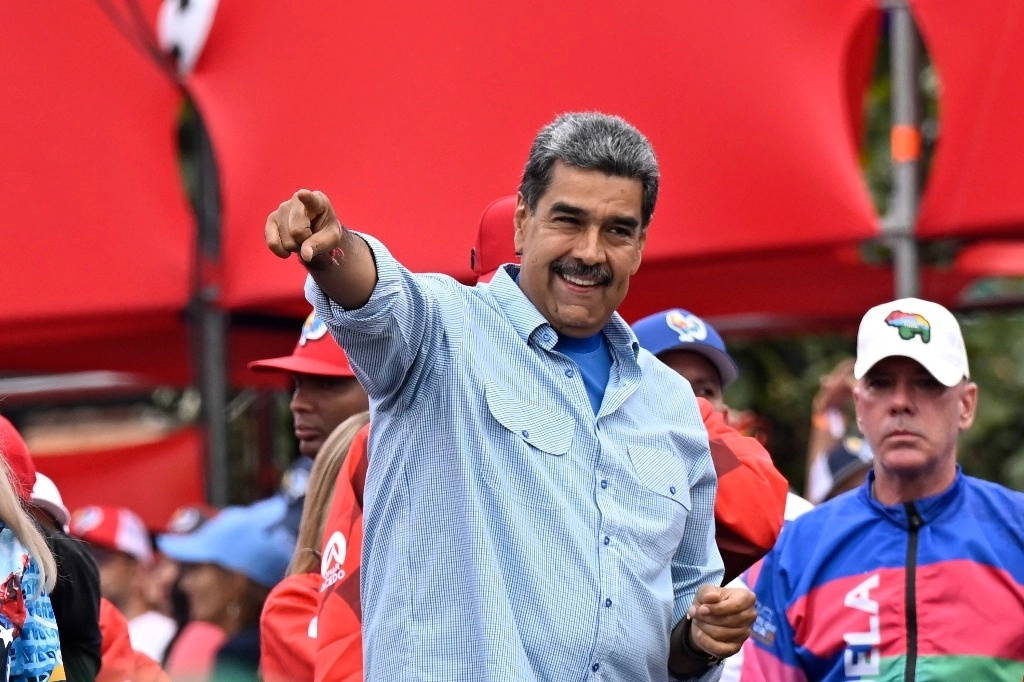Entre los ex mandatarios que querían arribar a territorio venezolano en calidad de “observadores” se encuentran Vicente Fox de México (2000-2006); Jorge Quiroga de Bolivia (2001-2002); Miguel Angel Rodríguez de Panamá (1998-2002),entre otros.
Foto Xinhua 