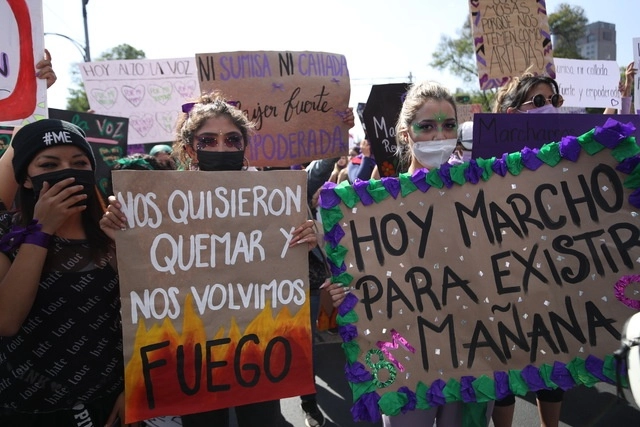 En el marco del Día Internacional de la Mujer, se conocieron de muchas denuncias como el caso del abogado del ONCF. Foto Yazmín Ortega Cortés