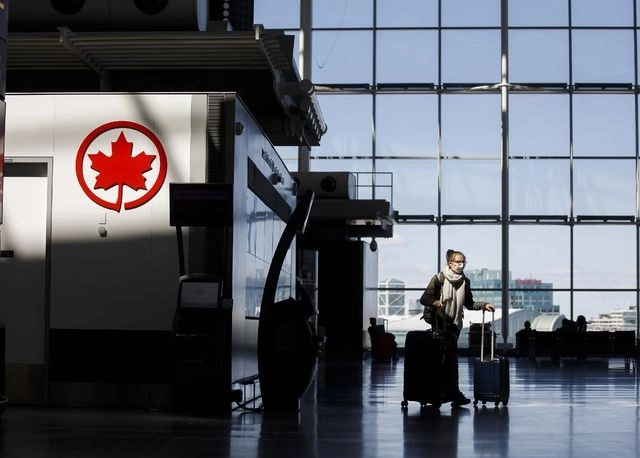 En el aeropuerto internacional de Toronto, Canadá. Foto Afp