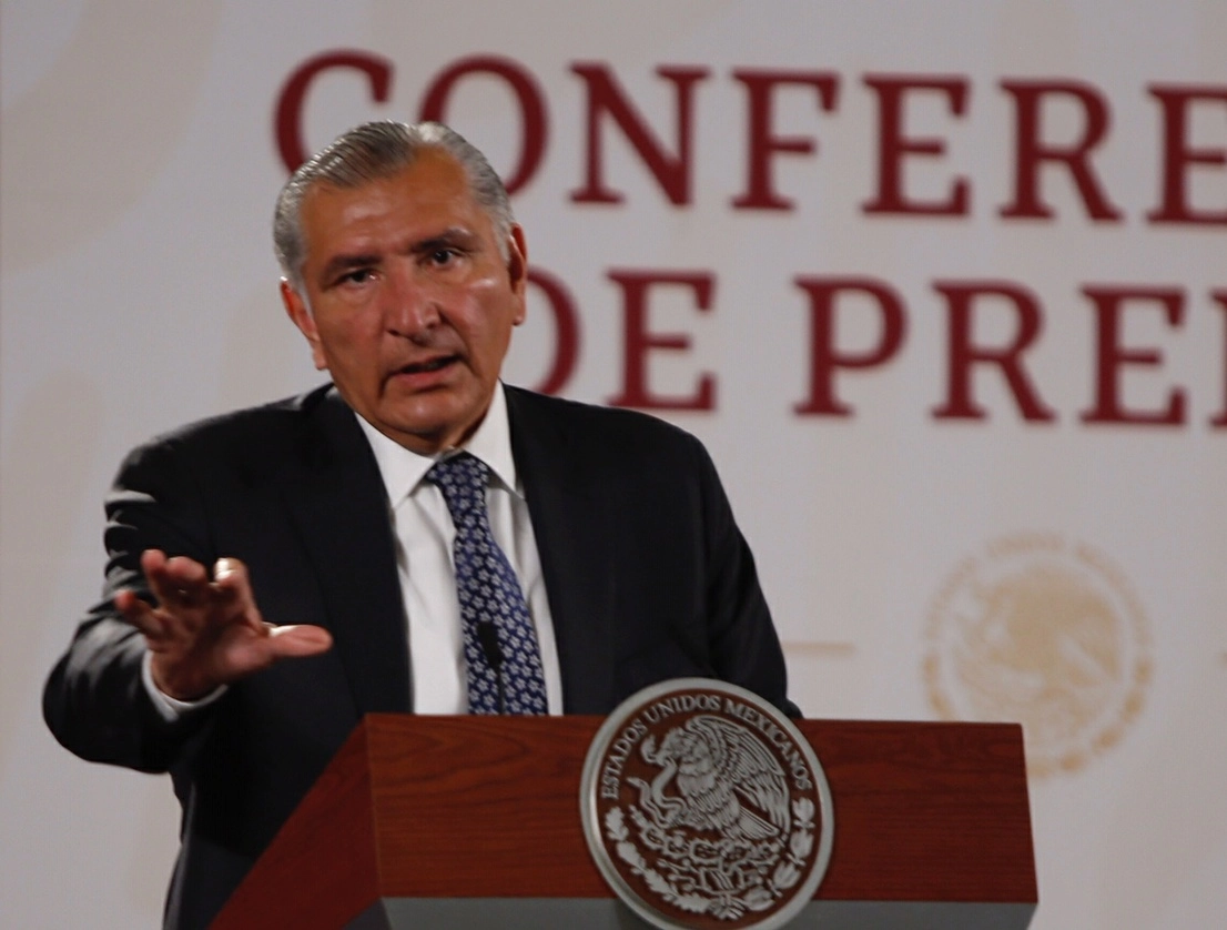 El titular de Segob, Adán Augusto López durante conferencia de prensa matutina. Foto Guillermo Sologuren
