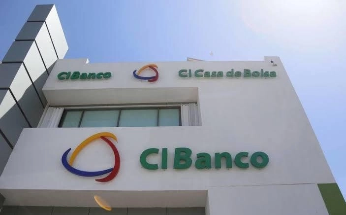 En el año 2020, el presunto responsable, en su calidad de  funcionario de Cibanco cometió violación en contra de dos mujeres que eran sus subordinadas. Imagen La Jornada/ archivo  