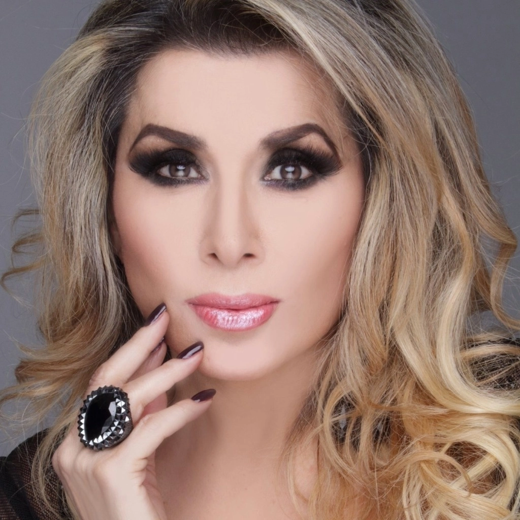 Familiares informaron la muerte de la cantante Dulce luego de una complicación medica. Foto Facebook Dulce la cantante