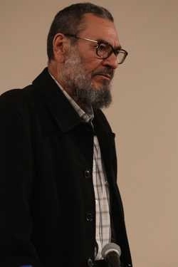 En 1975, José Vicente Anaya formó parte del grupo de 20 fundadores del 'infrarreralismo', al lado de Roberto Bolaño y otros autores. Foto José Antonio López